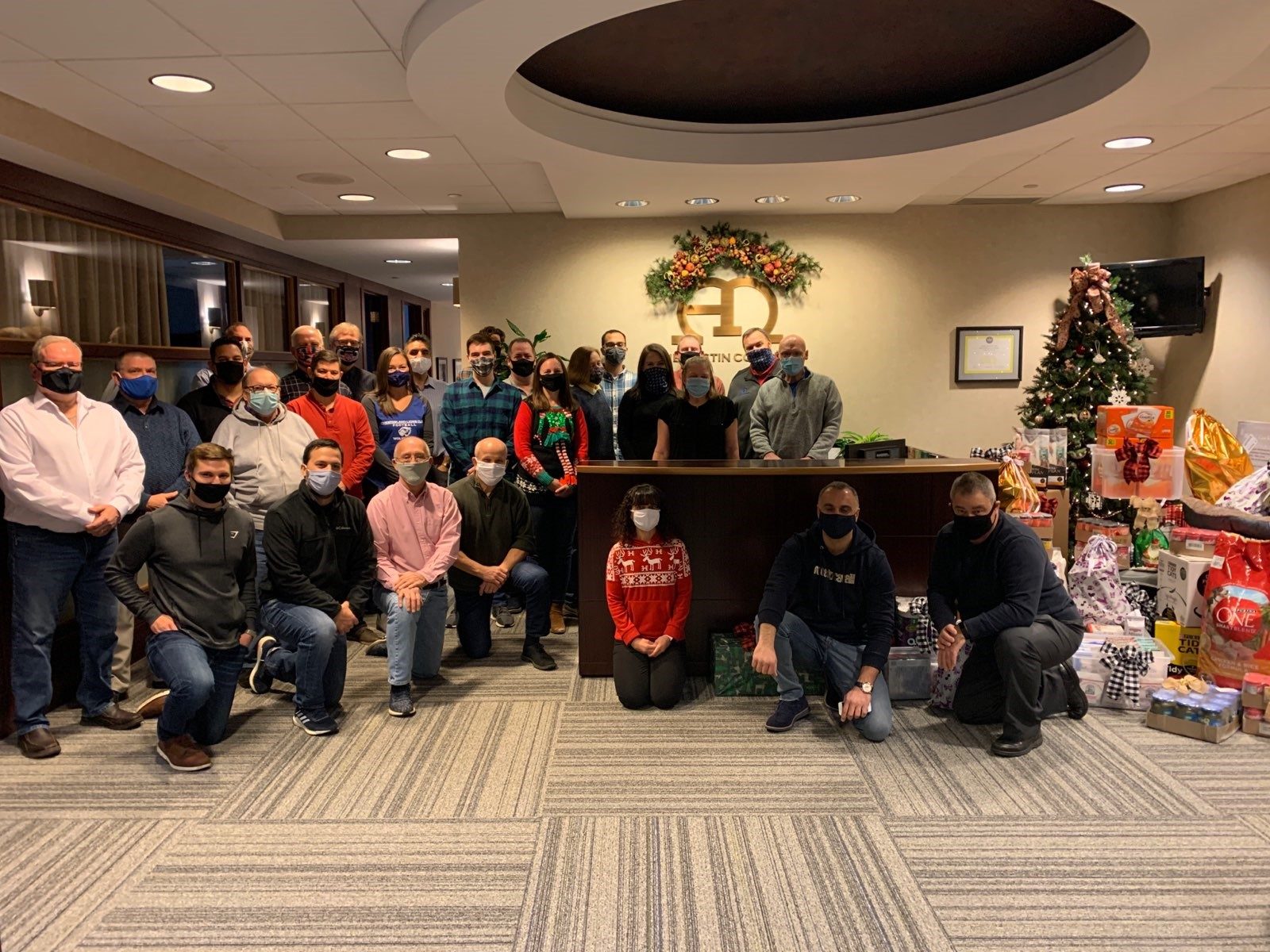 https://theaustin.com/wp-content/uploads/2020/12/2020Christmas-NEOPAT5.jpg